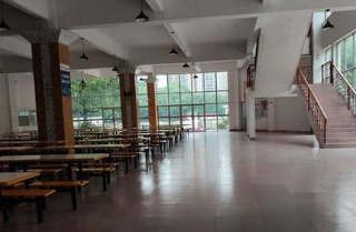 贵阳铁二局技工学校