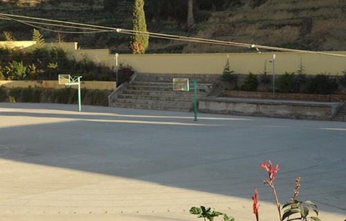 昆明电机技工学校