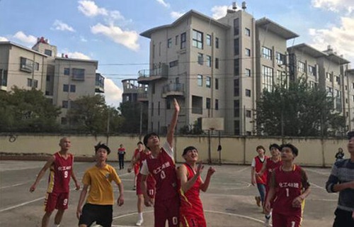 昆明市化工技工学校