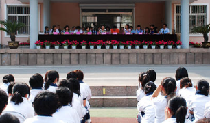 从江县职业技术学校