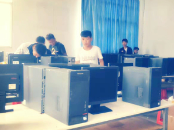 纳雍县职业技术学校