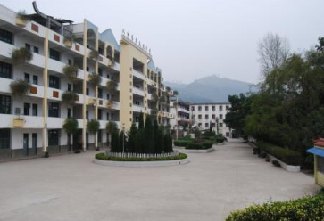 从江县贯洞镇龙图职业中学