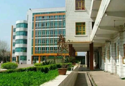 贵州省内贸学校