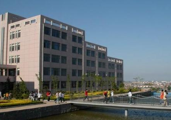 黔东南应用技术学校