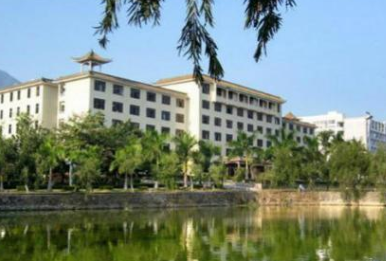 黔东南应用技术学校