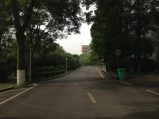 贵州民族大学中专部