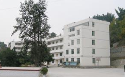 望谟民族职业高级中学