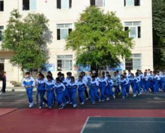 贵阳铁路工程学校