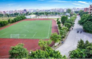 启东市交通职工学校