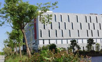 滨海县现代教育中心