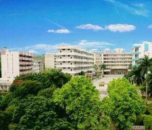 牟定县职业高级中学