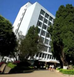 云南经贸外事学校