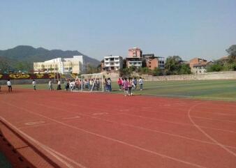 丽江市技工学校