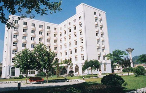 保山市中专技工学校