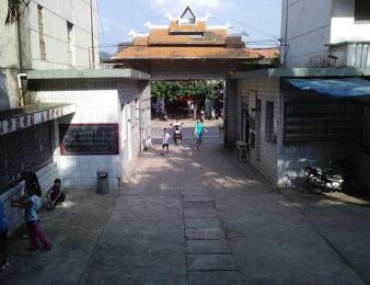 西双版纳州勐腊县民族中学