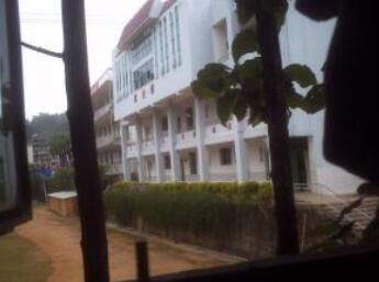 西双版纳州勐腊县民族中学