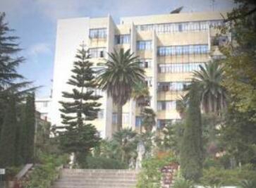 云南医学高等专科学校