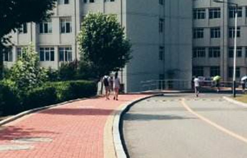 昆明市官渡区第二职业中学