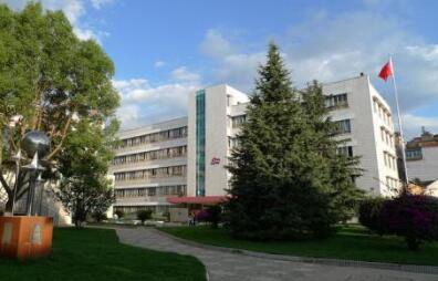 昆明市财经商贸学校