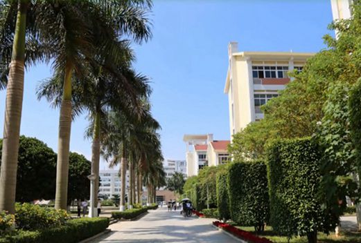 漳州卫生职业学院