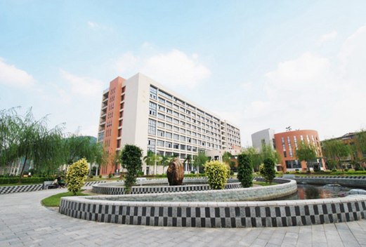 厦门华厦职业学院