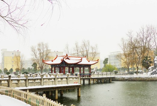 大连市皮口卫生学校