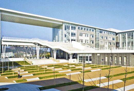 大连医科大学附属卫生学校