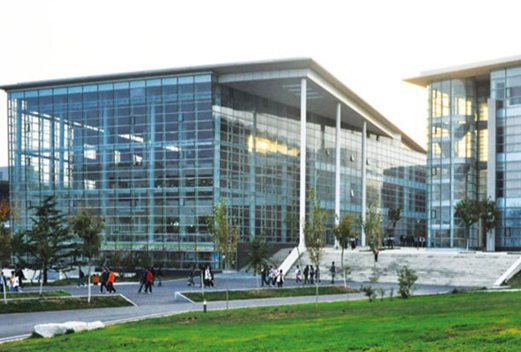 大连医科大学附属卫生学校