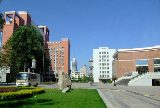 中国医科大学附属卫生学校