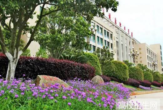 赣南卫生健康职业学院