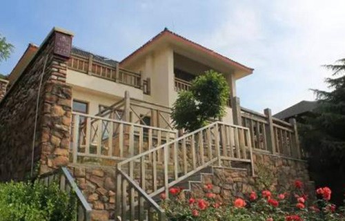 壶关县南洋育栋学校