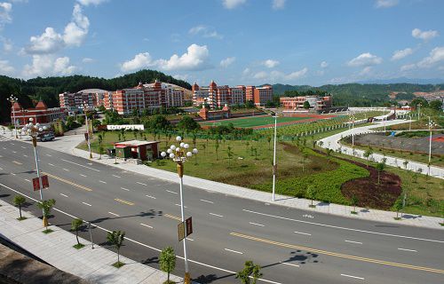 泉州工艺美术职业学院