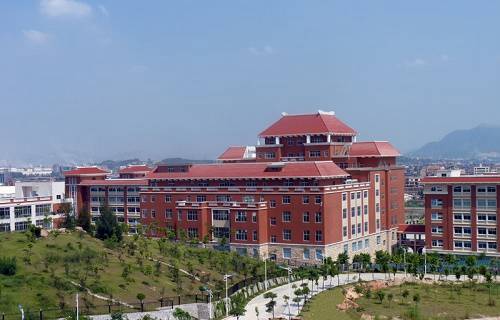 泉州轻工职业学院