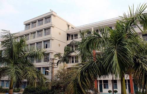 福建铁路机电学校