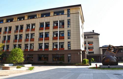 福州财政金融职业中专学校