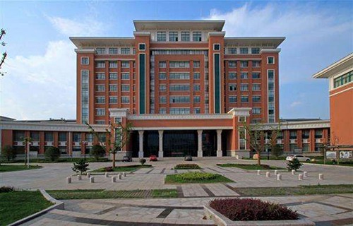 衡水兆华科技中等专业学校