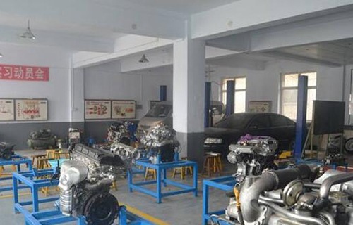 衡水兆华科技中等专业学校