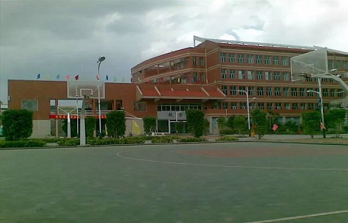 福建省泉州体育运动学校