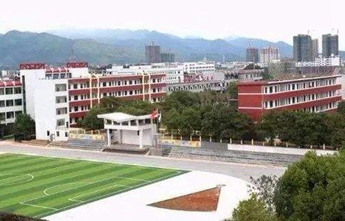 承德现代中等专业学校