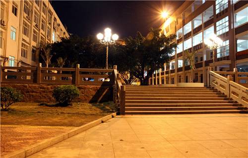 莆田海峡职业中专学校