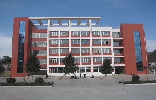 福建省三明工贸学校