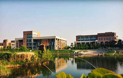 海门市职工学校