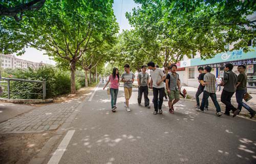 海门市职工学校