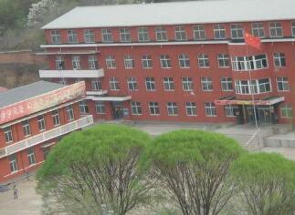 河北轨道交通中等专业学校