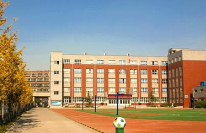 临江市职业技术学校