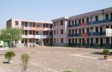 永吉卫生职工中等专业学校