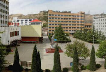 永吉卫生职工中等专业学校