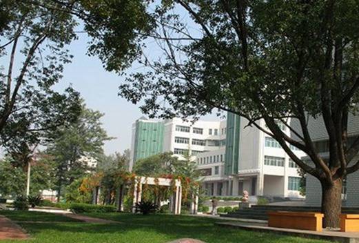 西安铁路成人中等卫生学校