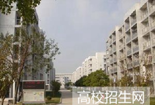 上海中侨职业技术学院