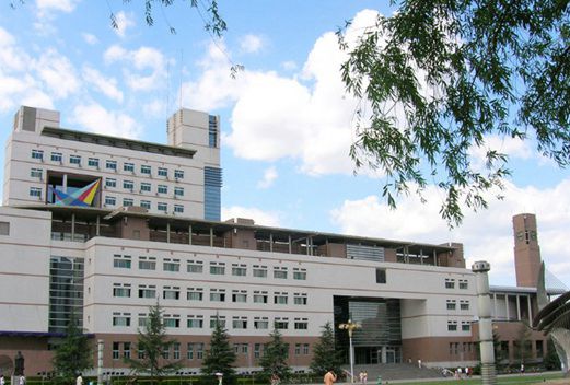 山西大学附属中学校